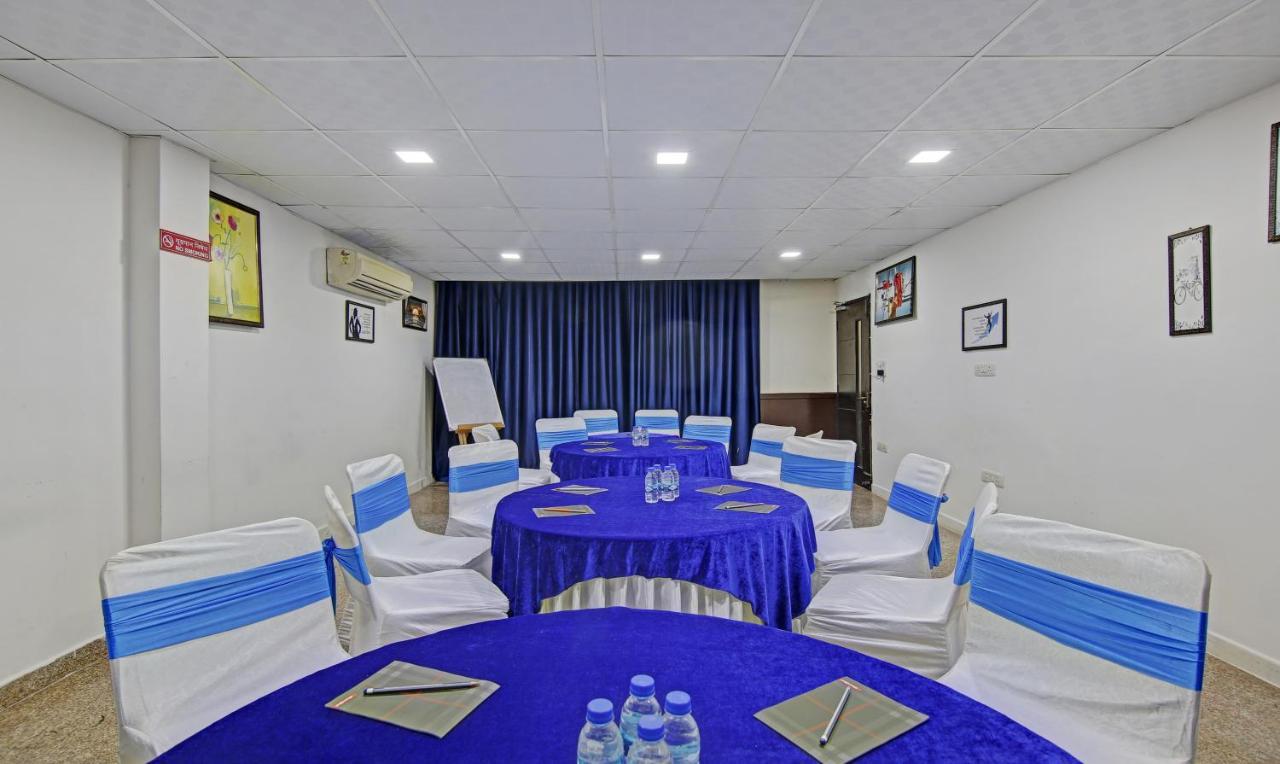 Dreamz Hospitality Gurgaon Hotel Exterior photo